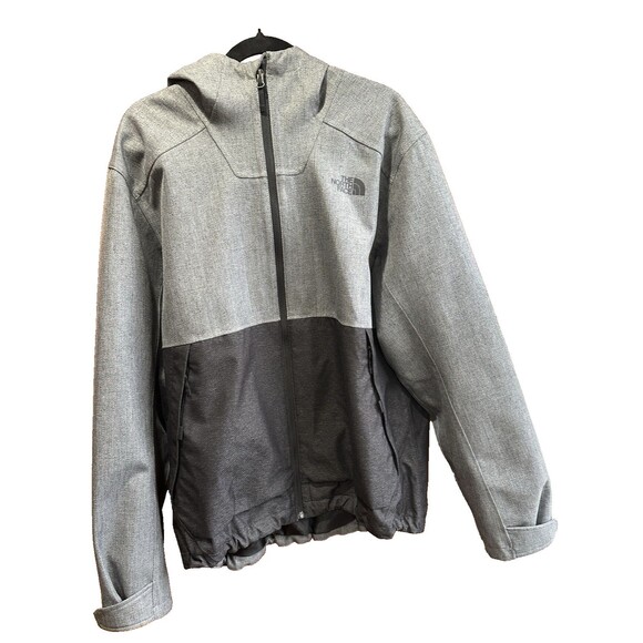 The North Face Men’s DryVent Herringbone Waterproof Shell Jacket XLNF0A3SNX